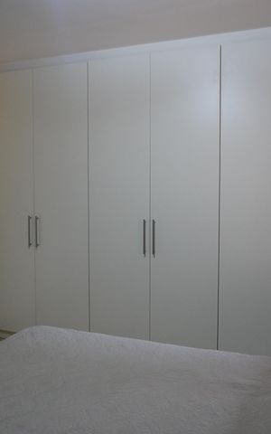Casa de condomínio para alugar com 600m², 5 quartos e 6 vagasSuíte