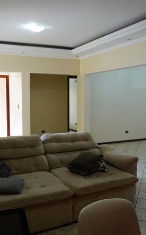 Casa de condomínio para alugar com 600m², 5 quartos e 6 vagasSala