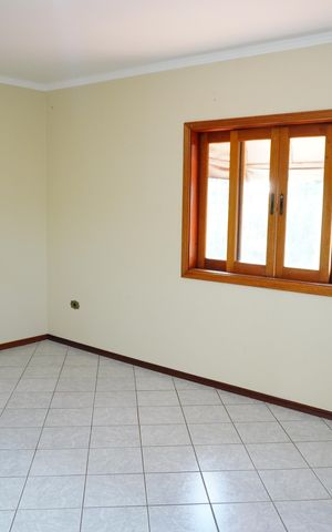 Casa de condomínio para alugar com 600m², 5 quartos e 6 vagasQuarto 3