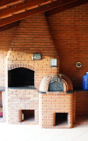 Casa de condomínio para alugar com 600m², 5 quartos e 6 vagasÁrea gourmet