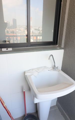 Apartamento à venda com 40m², 2 quartos e 1 vagaÁrea de Serviço