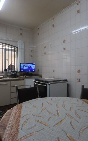 Casa à venda com 250m², 4 quartos e 4 vagasCozinha