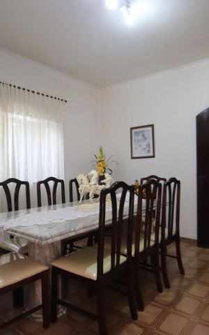 Casa à venda com 250m², 4 quartos e 4 vagasCopa