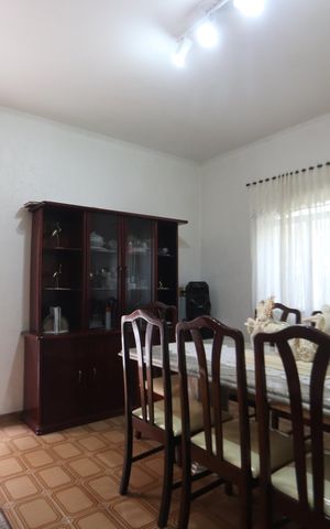 Casa à venda com 250m², 4 quartos e 4 vagasCopa
