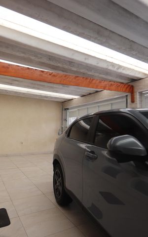 Casa à venda com 250m², 4 quartos e 4 vagasGaragem