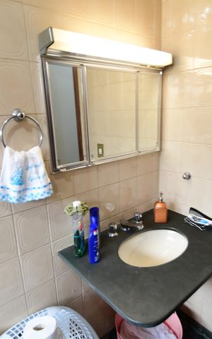 Casa para alugar com 290m², 5 quartos e 4 vagasBanheiro Suíte 