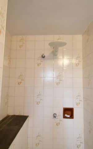 Casa para alugar com 290m², 5 quartos e 4 vagasBanheiro de serviço