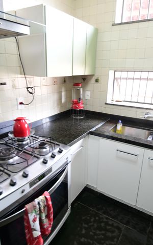 Casa para alugar com 290m², 5 quartos e 4 vagasCozinha