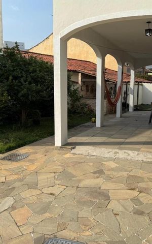 Casa de condomínio à venda com 460m², 4 quartos e 4 vagas Casa de condomínio à venda com 460m², 4 quartos e 4 vagasQuintal