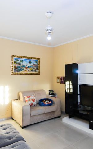 Casa à venda com 200m², 2 quartos e 7 vagasSala