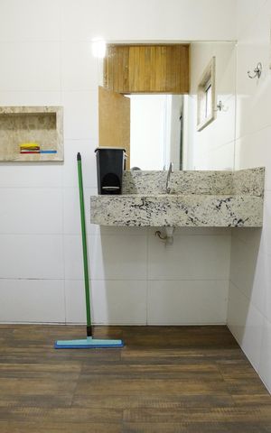 Casa à venda com 65m², 2 quartos e sem vaga