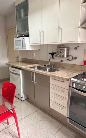 Apartamento à venda com 124m², 4 quartos e 2 vagas