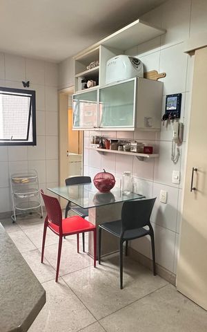 Apartamento à venda com 124m², 4 quartos e 2 vagas
