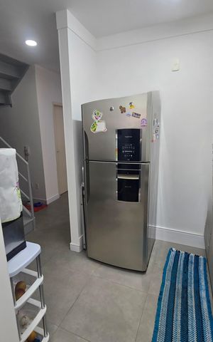 Casa de condomínio à venda com 250m², 3 quartos e 2 vagas