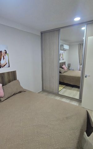 Casa de condomínio à venda com 250m², 3 quartos e 2 vagas