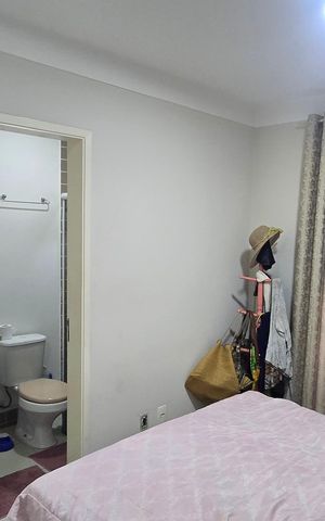 Casa de condomínio à venda com 250m², 3 quartos e 2 vagas