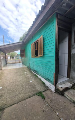 Casa à venda com 60m², 2 quartos e 2 vagas