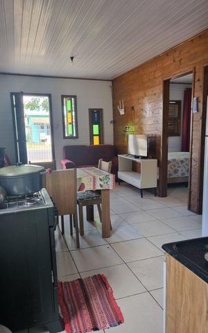 Casa à venda com 60m², 2 quartos e 2 vagas