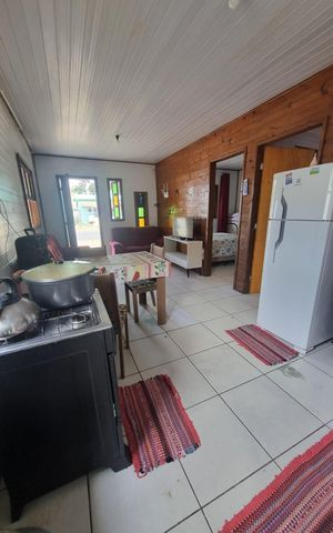 Casa à venda com 60m², 2 quartos e 2 vagas