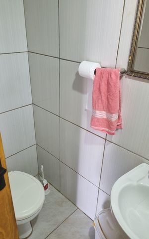 Casa à venda com 60m², 2 quartos e 2 vagas