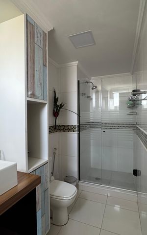 Apartamento à venda com 82m², 2 quartos e 2 vagas Apartamento à venda com 82m², 2 quartos e 2 vagasBanheiro da Suíte