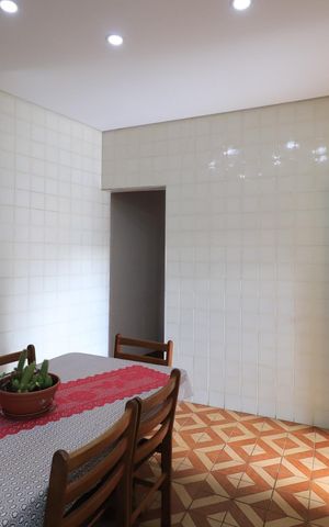 Casa à venda com 274m², 2 quartos e 1 vagaCozinha