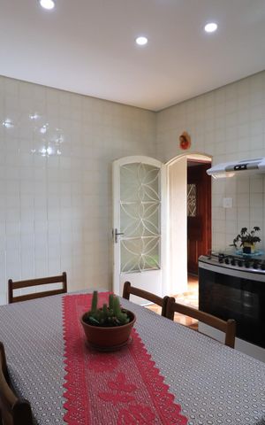 Casa à venda com 274m², 2 quartos e 1 vagaCozinha