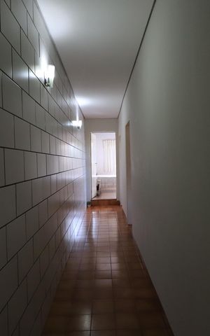 Casa à venda com 274m², 2 quartos e 1 vagaCorredpr