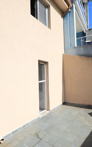 Casa à venda com 274m², 2 quartos e 1 vagaQuintal