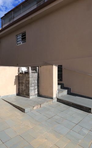Casa à venda com 274m², 2 quartos e 1 vagaQuintal