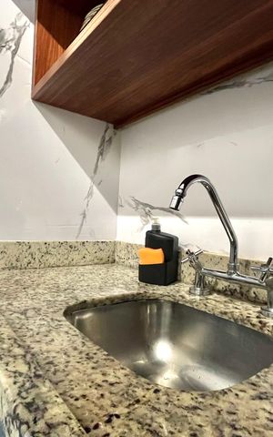 Studio à venda com 28m², 1 quarto e sem vaga Studio à venda com 28m², 1 quarto e sem vagaCozinha