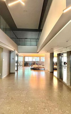 Studio à venda com 28m², 1 quarto e sem vaga Studio à venda com 28m², 1 quarto e sem vagaHall social