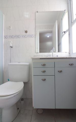 Apartamento à venda com 70m², 2 quartos e 2 vagasBanheiro da Suíte