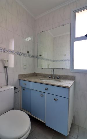Apartamento à venda com 70m², 2 quartos e 2 vagasBanheiro Social