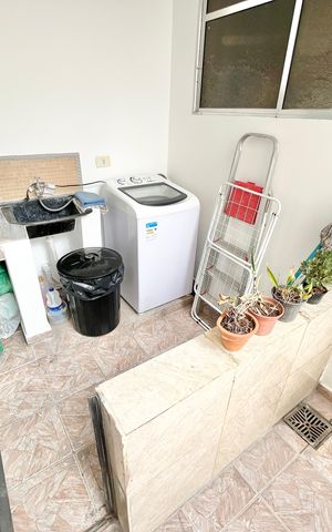Apartamento à venda com 52m², 1 quarto e sem vagaÁrea de Serviço