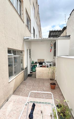 Apartamento à venda com 52m², 1 quarto e sem vagaQuintal