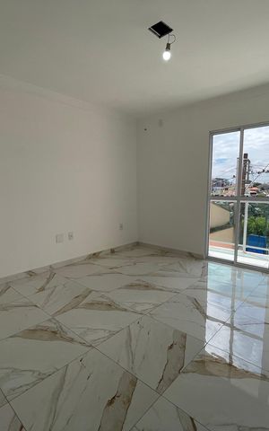 Casa à venda com 145m², 3 quartos e 2 vagas Casa à venda com 145m², 3 quartos e 2 vagasSala
