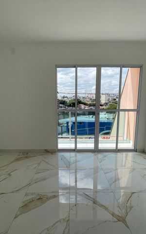 Casa à venda com 145m², 3 quartos e 2 vagas Casa à venda com 145m², 3 quartos e 2 vagasSala