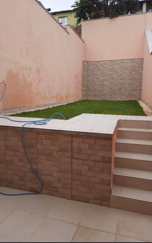 Casa à venda com 145m², 3 quartos e 2 vagas Casa à venda com 145m², 3 quartos e 2 vagasJardim