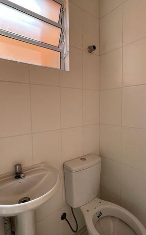 Casa à venda com 145m², 3 quartos e 2 vagas Casa à venda com 145m², 3 quartos e 2 vagasBanheiro 2