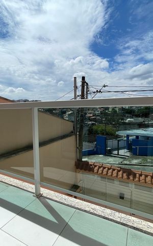 Casa à venda com 145m², 3 quartos e 2 vagas Casa à venda com 145m², 3 quartos e 2 vagasVaranda da Sala