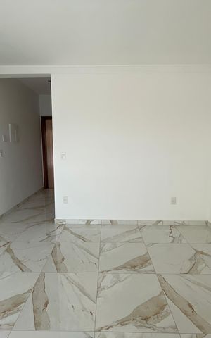 Casa à venda com 145m², 3 quartos e 2 vagas Casa à venda com 145m², 3 quartos e 2 vagasSala