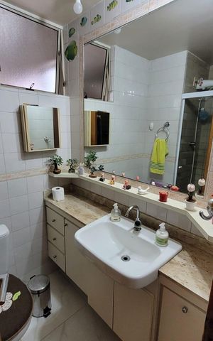 Apartamento à venda com 110m², 3 quartos e 1 vaga Apartamento à venda com 110m², 3 quartos e 1 vagaBanheiro