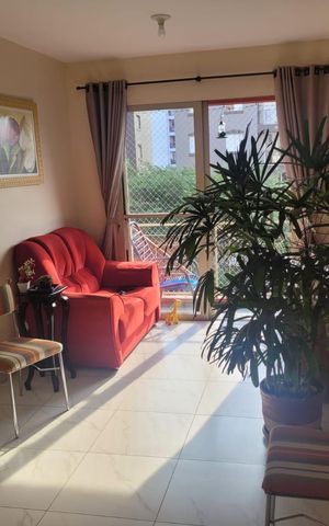 Apartamento à venda com 110m², 3 quartos e 1 vaga Apartamento à venda com 110m², 3 quartos e 1 vagaSala