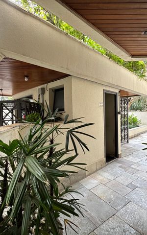 Apartamento à venda com 132m², 3 quartos e 3 vagasPortaria 