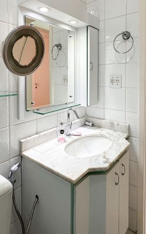 Apartamento à venda com 69m², 2 quartos e 2 vagas Apartamento à venda com 69m², 2 quartos e 2 vagasBanheiro Social