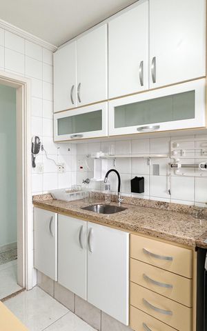 Apartamento à venda com 69m², 2 quartos e 2 vagas Apartamento à venda com 69m², 2 quartos e 2 vagasCozinha