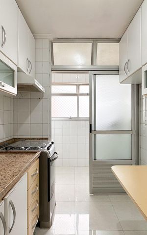 Apartamento à venda com 69m², 2 quartos e 2 vagas Apartamento à venda com 69m², 2 quartos e 2 vagasCozinha