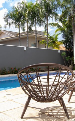 Casa de condomínio à venda com 278m², 3 quartos e 4 vagas