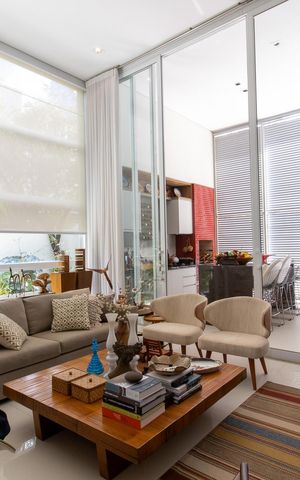 Casa de condomínio à venda com 278m², 3 quartos e 4 vagas